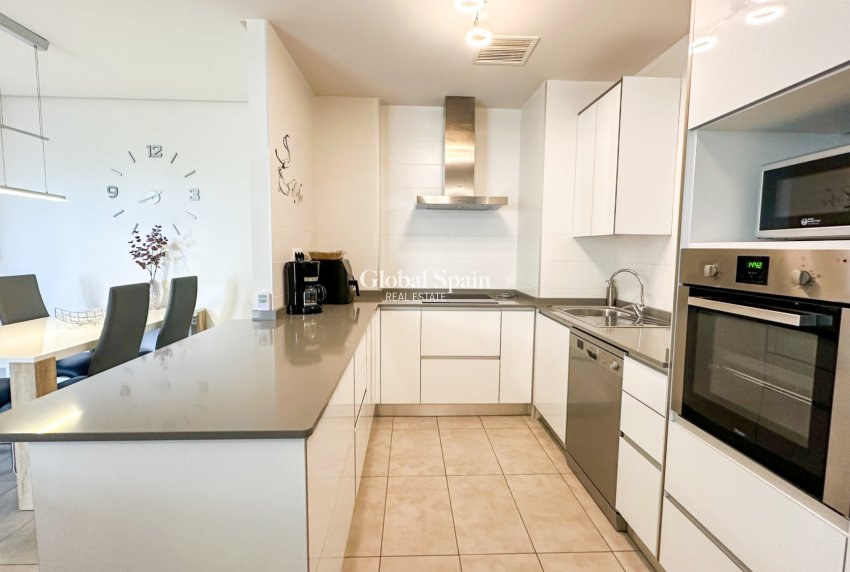 Wederverkoop - APPARTEMENT -
ORIHUELA COSTA - Costa Blanca