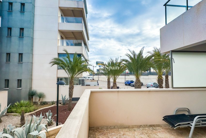 Wederverkoop - APPARTEMENT -
ORIHUELA COSTA - Costa Blanca