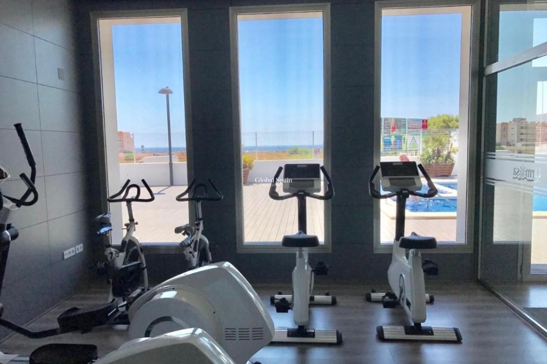 Wederverkoop - APPARTEMENT -
ORIHUELA COSTA - Costa Blanca