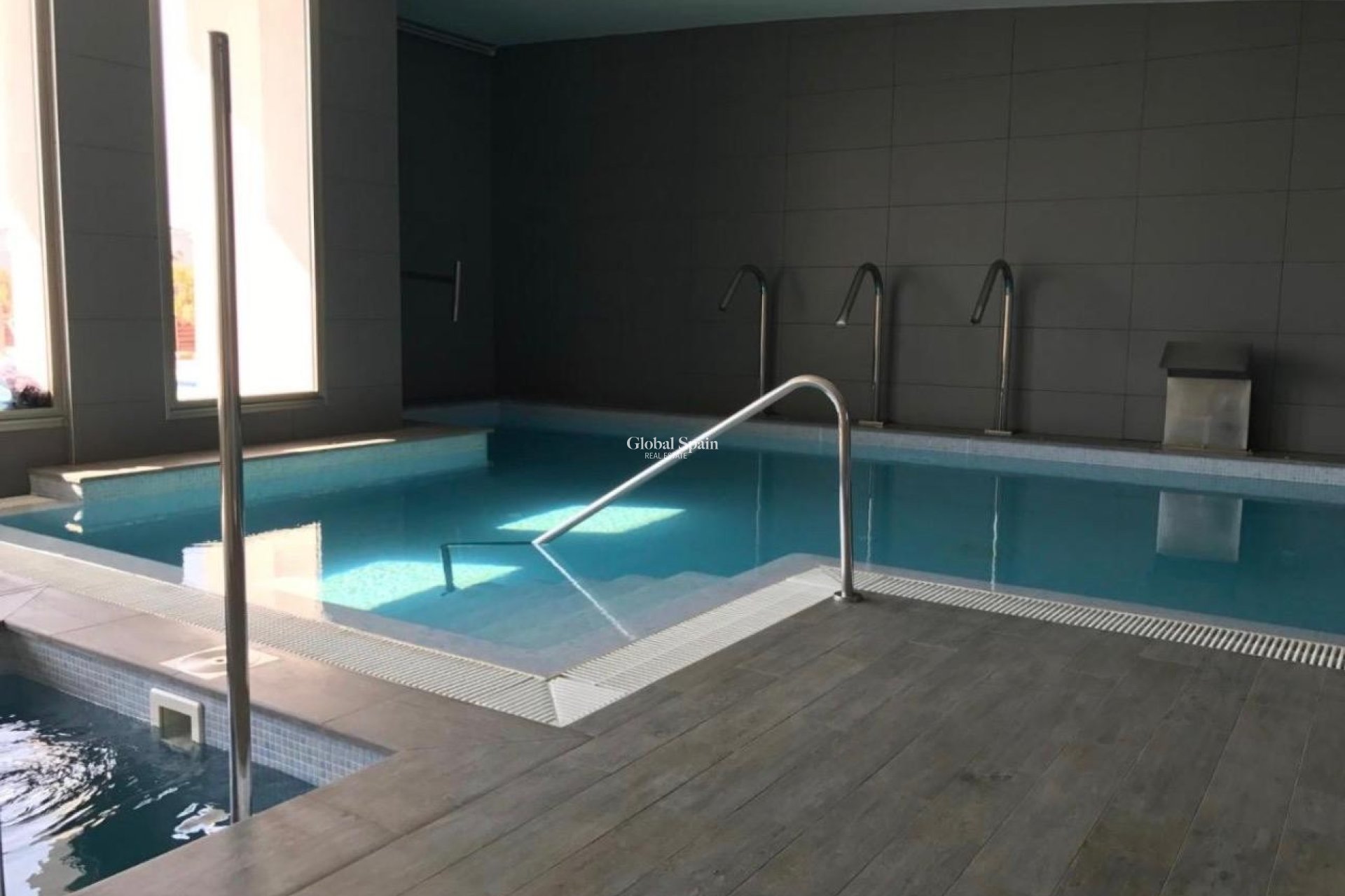 Wederverkoop - APPARTEMENT -
ORIHUELA COSTA - Costa Blanca