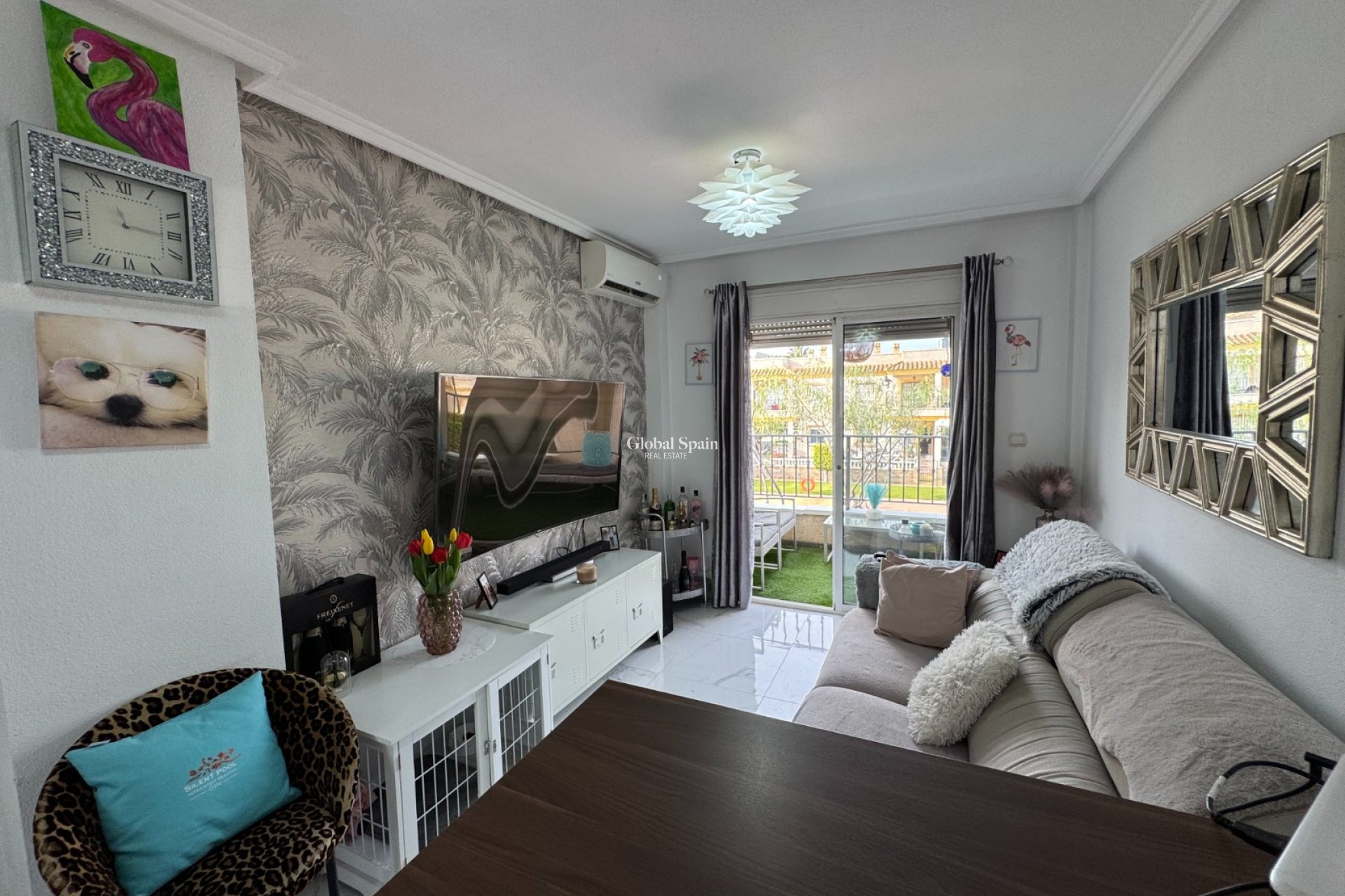 Wederverkoop - APPARTEMENT -
ORIHUELA COSTA - Costa Blanca