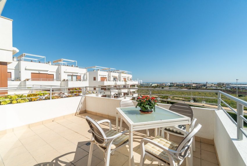 Wederverkoop - APPARTEMENT -
ORIHUELA COSTA - Costa Blanca