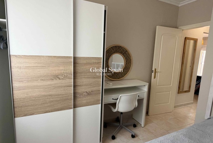 Wederverkoop - APPARTEMENT -
ORIHUELA COSTA - Costa Blanca