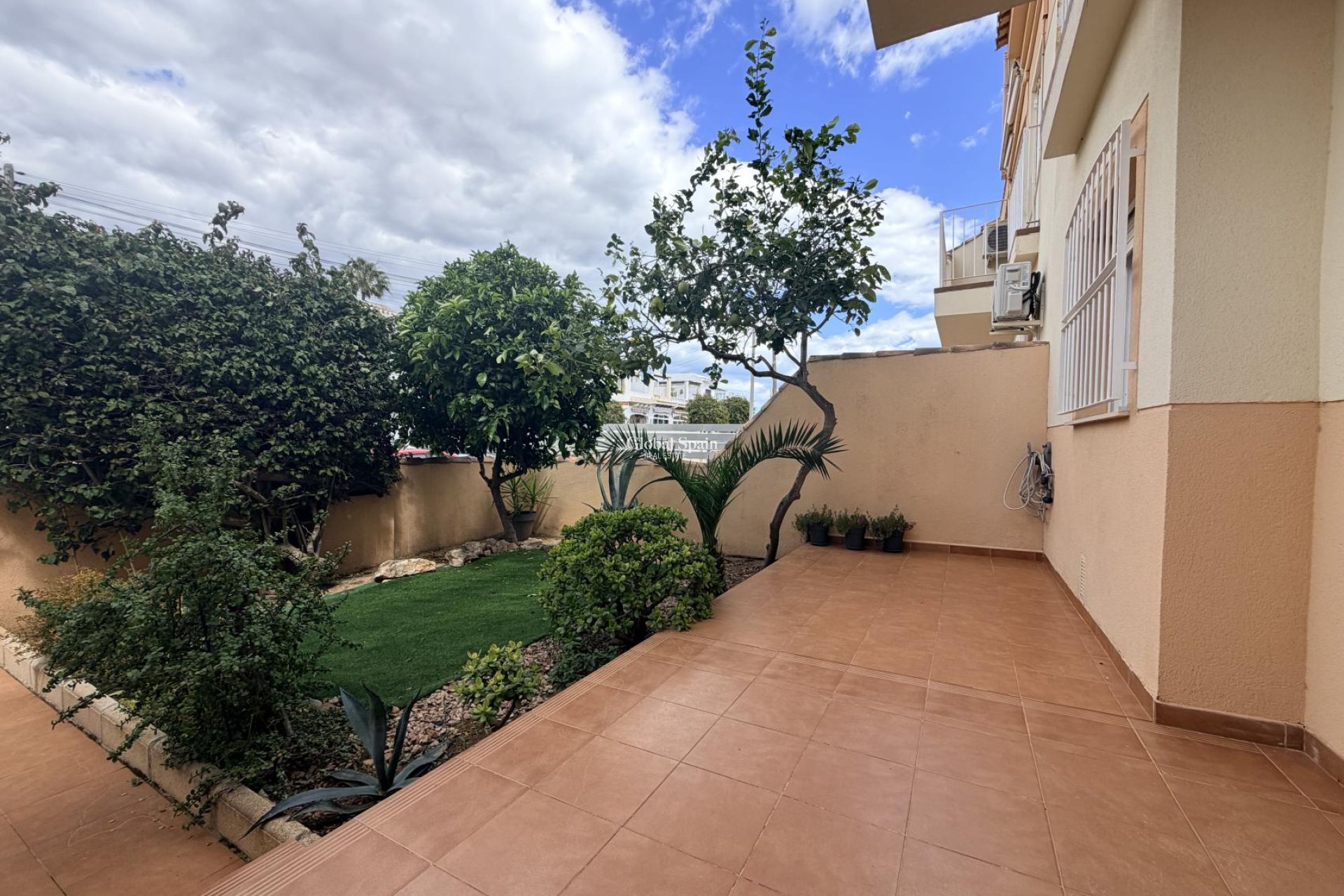 Wederverkoop - APPARTEMENT -
ORIHUELA COSTA - Costa Blanca