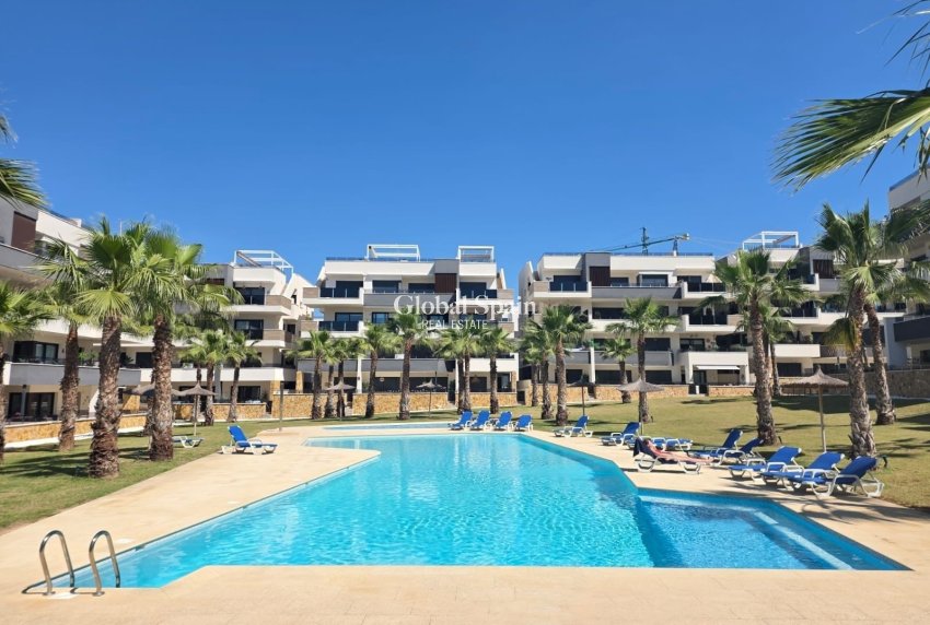 Wederverkoop - APPARTEMENT -
ORIHUELA COSTA - Costa Blanca