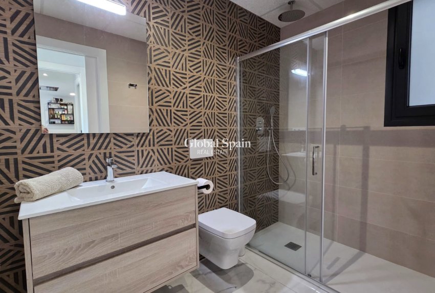Wederverkoop - APPARTEMENT -
ORIHUELA COSTA - Costa Blanca