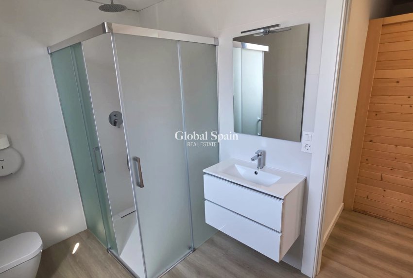 Wederverkoop - APPARTEMENT -
ORIHUELA COSTA - Costa Blanca