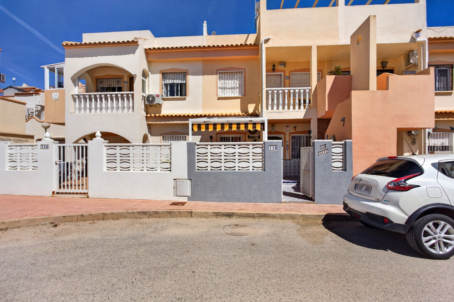 Wederverkoop - APPARTEMENT -
ORIHUELA COSTA - Costa Blanca