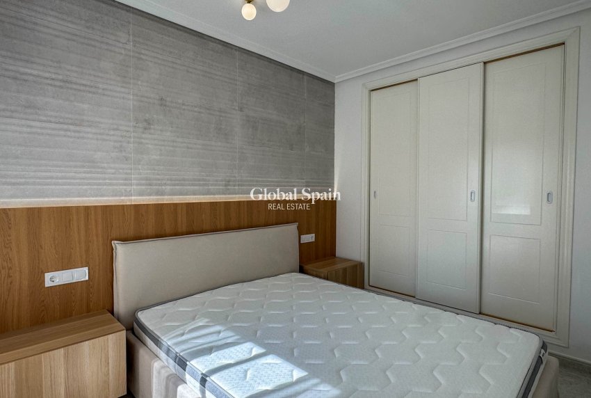Wederverkoop - APPARTEMENT -
ORIHUELA COSTA - Costa Blanca