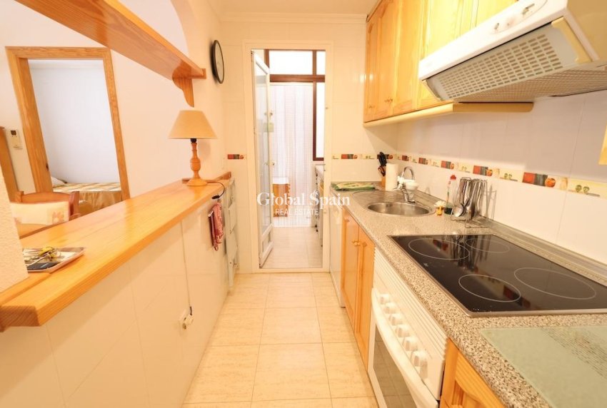 Wederverkoop - APPARTEMENT -
ORIHUELA COSTA - Costa Blanca