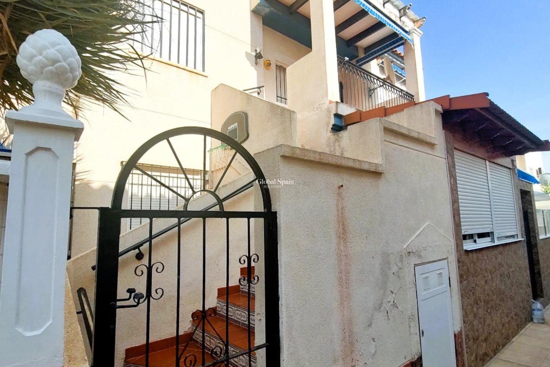 Wederverkoop - APPARTEMENT -
ORIHUELA COSTA - Costa Blanca