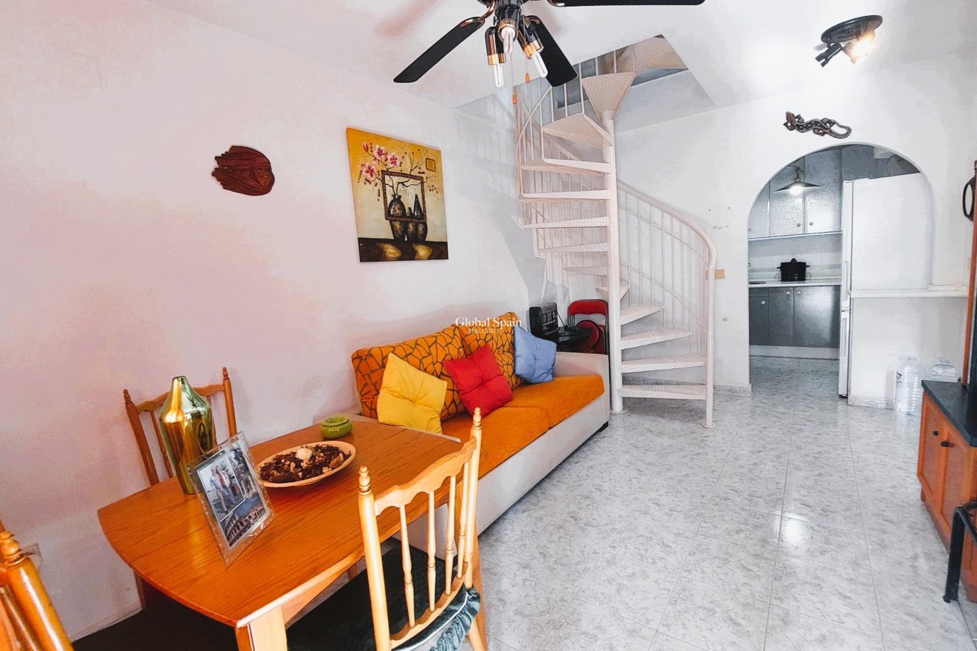 Wederverkoop - APPARTEMENT -
ORIHUELA COSTA - Costa Blanca