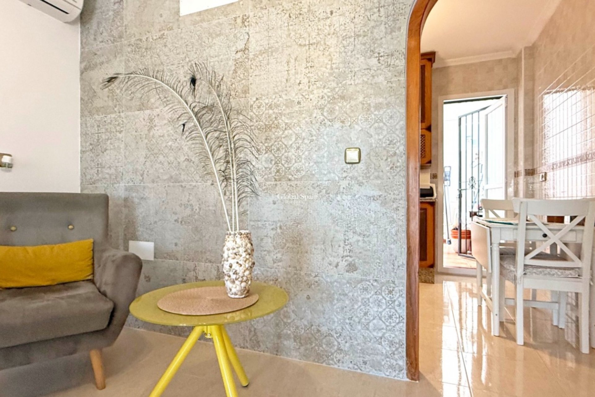 Wederverkoop - APPARTEMENT -
ORIHUELA COSTA - Costa Blanca
