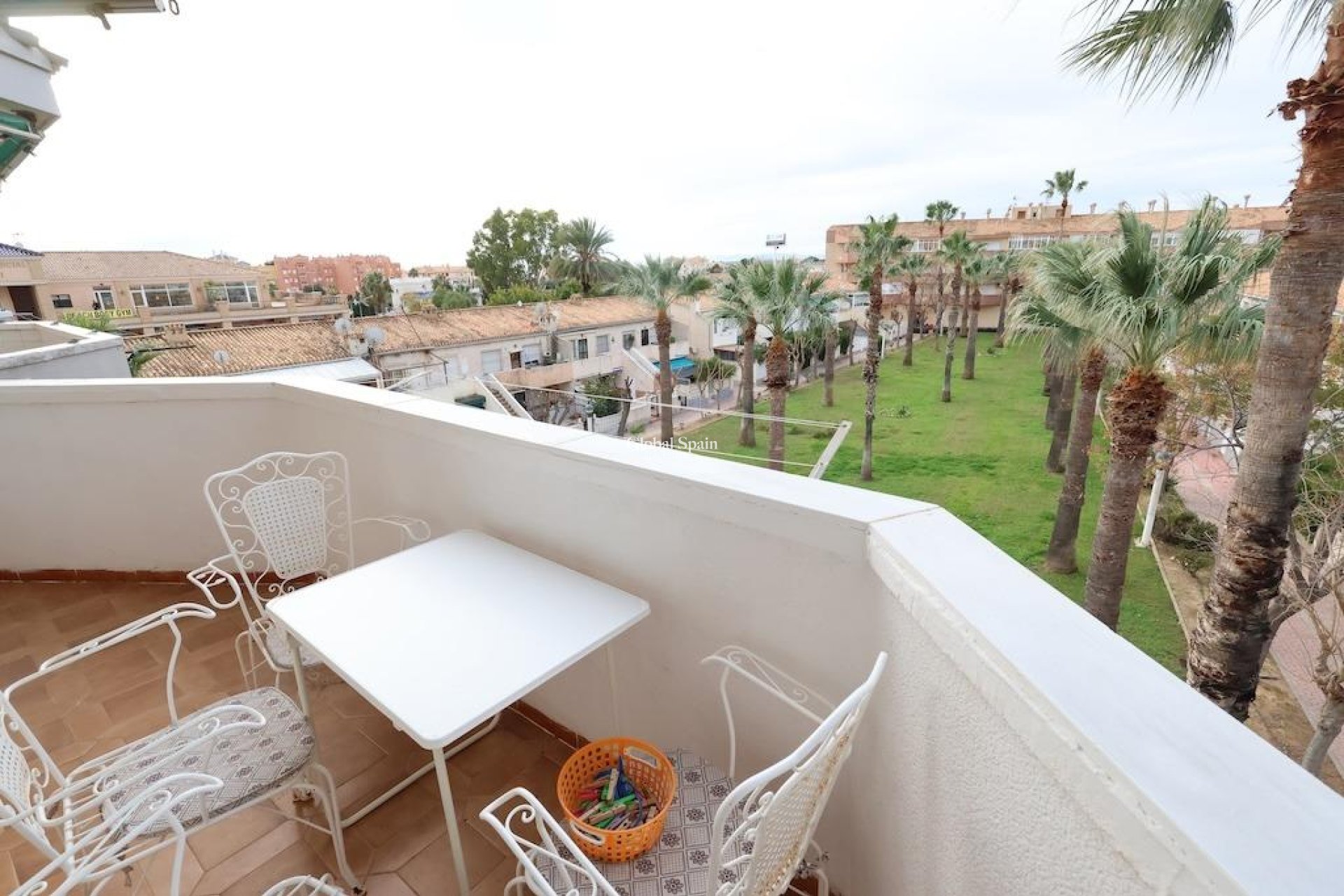 Wederverkoop - APPARTEMENT -
ORIHUELA COSTA - Costa Blanca