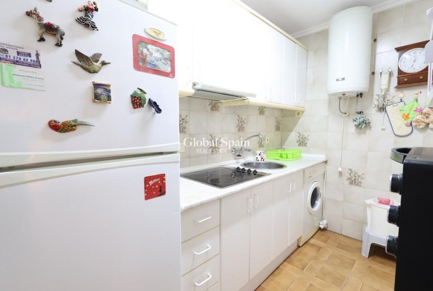 Wederverkoop - APPARTEMENT -
ORIHUELA COSTA - Costa Blanca