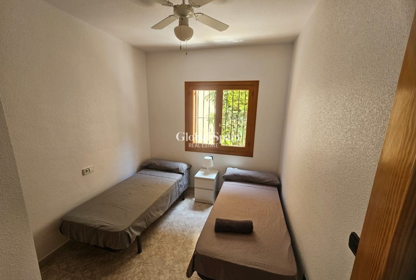 Wederverkoop - APPARTEMENT -
ORIHUELA COSTA - Costa Blanca