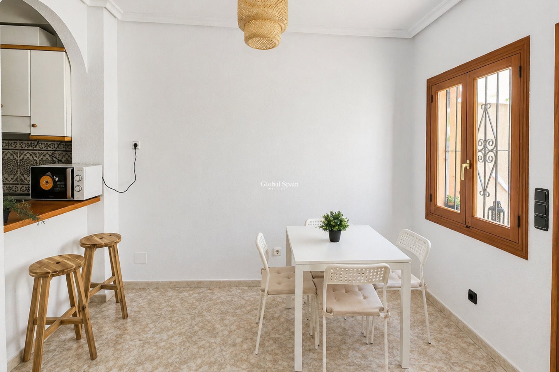 Wederverkoop - APPARTEMENT -
ORIHUELA COSTA - Costa Blanca