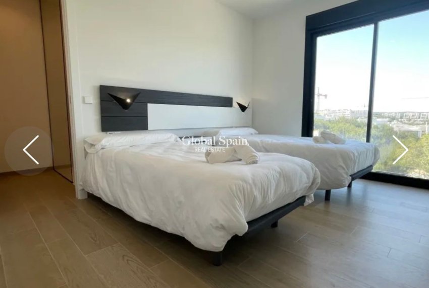 Wederverkoop - APPARTEMENT -
ORIHUELA COSTA - Costa Blanca