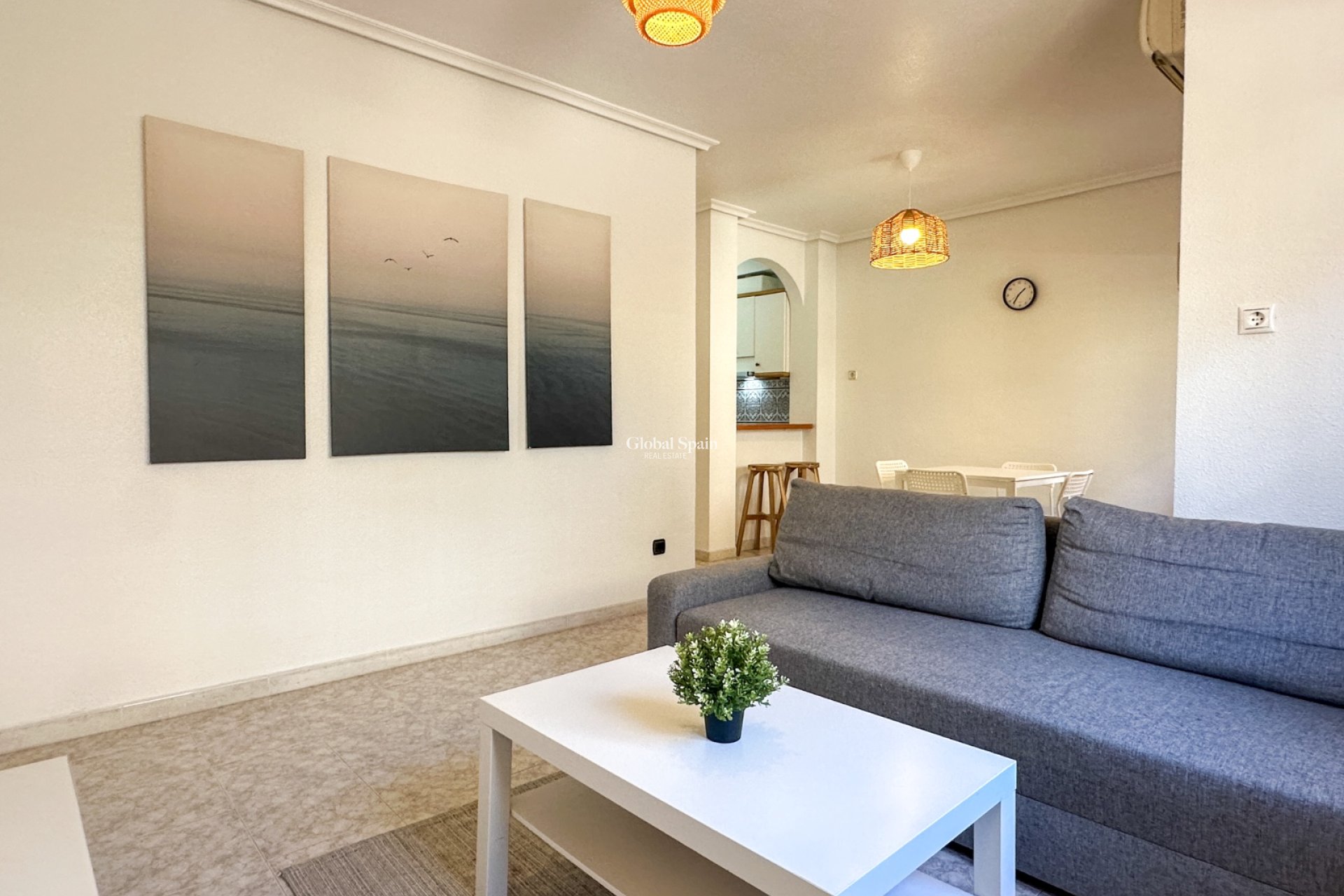 Wederverkoop - APPARTEMENT -
ORIHUELA COSTA - Costa Blanca