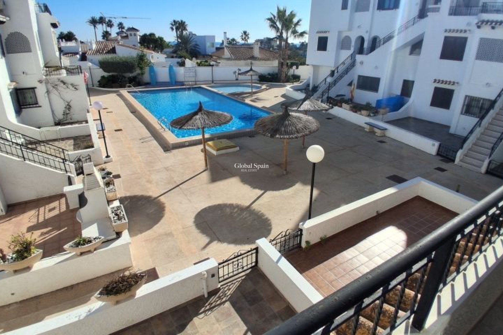 Wederverkoop - APPARTEMENT -
ORIHUELA COSTA - Costa Blanca