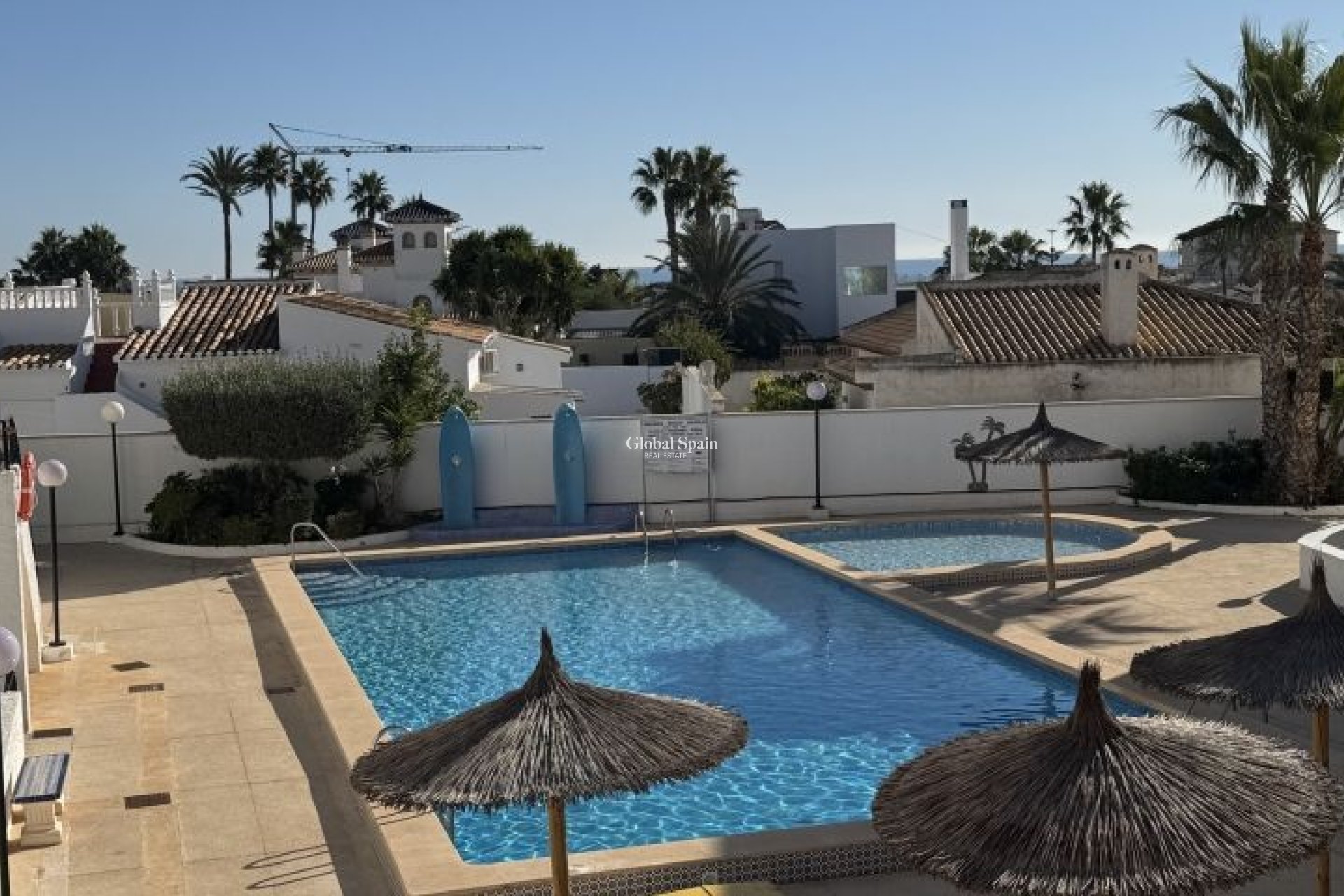 Wederverkoop - APPARTEMENT -
ORIHUELA COSTA - Costa Blanca