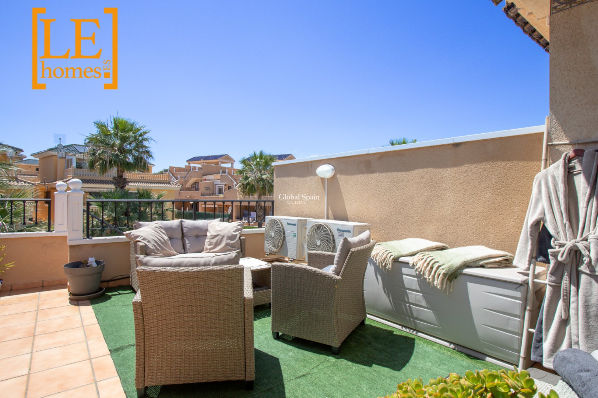 Wederverkoop - APPARTEMENT -
ORIHUELA COSTA - Costa Blanca