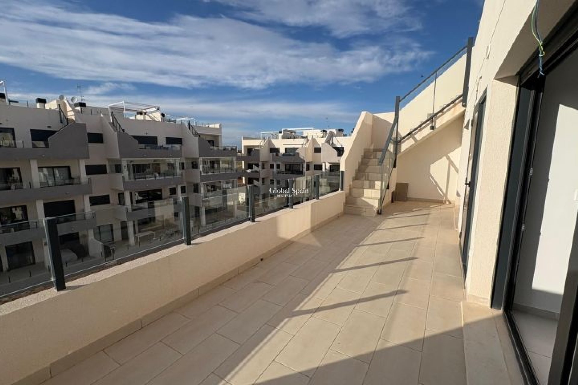 Wederverkoop - APPARTEMENT -
ORIHUELA COSTA - Costa Blanca