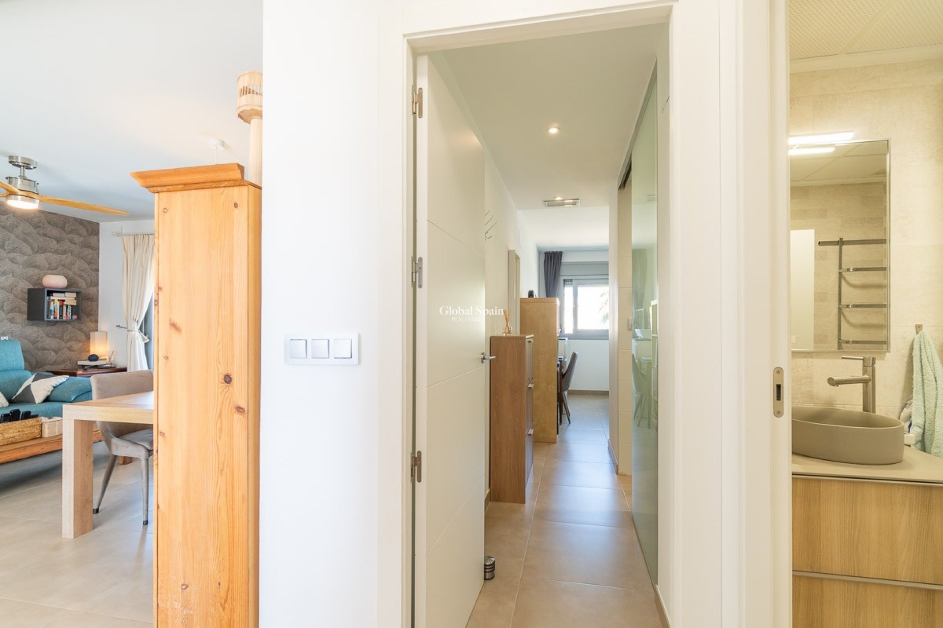 Wederverkoop - APPARTEMENT -
ORIHUELA COSTA - Costa Blanca