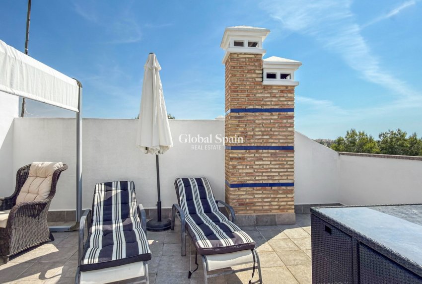 Wederverkoop - APPARTEMENT -
ORIHUELA COSTA - Costa Blanca