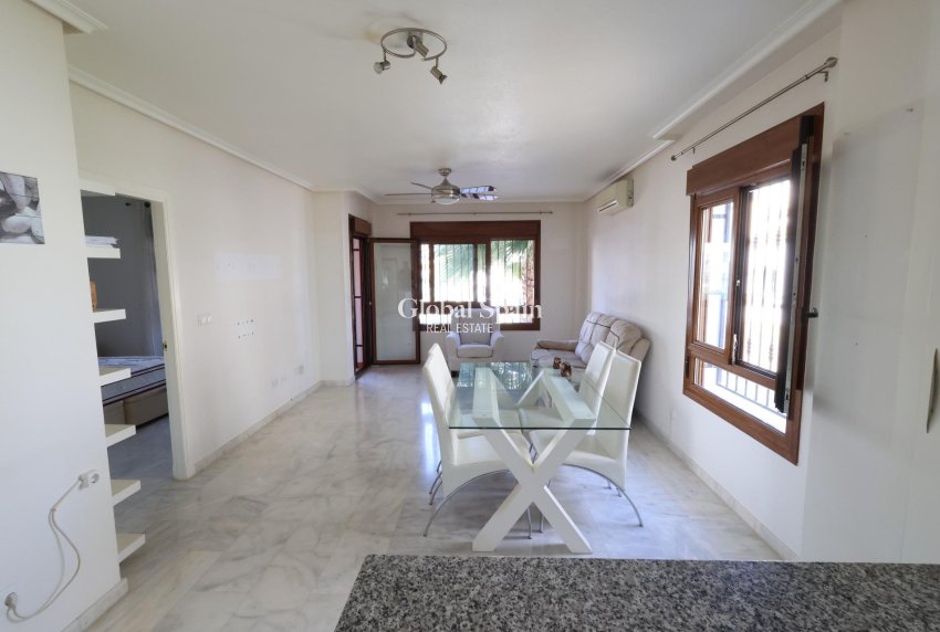 Wederverkoop - APPARTEMENT -
ORIHUELA COSTA - Costa Blanca