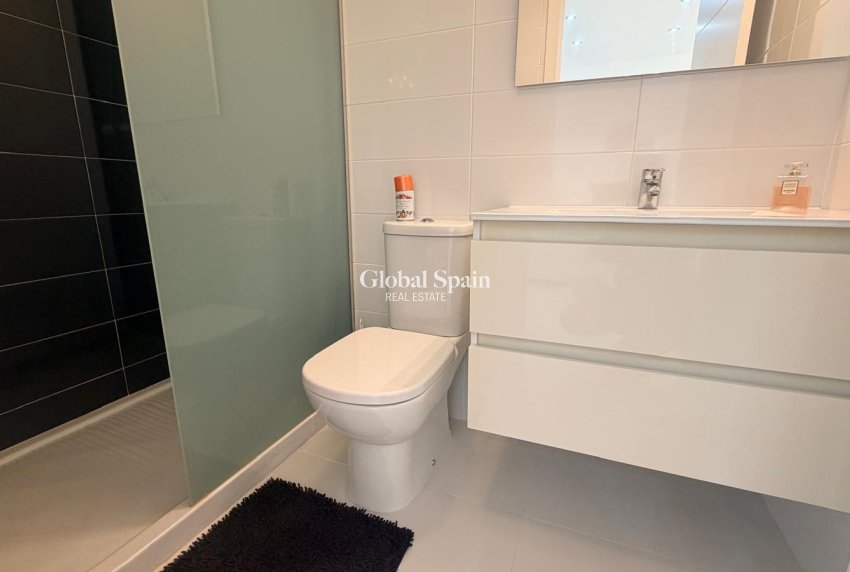 Wederverkoop - APPARTEMENT -
ORIHUELA COSTA - Costa Blanca