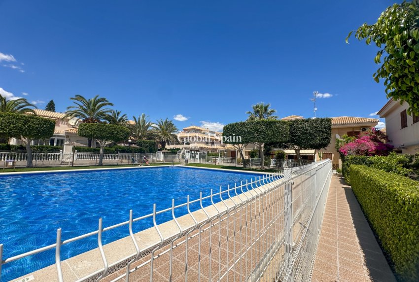 Wederverkoop - APPARTEMENT -
ORIHUELA COSTA - Costa Blanca