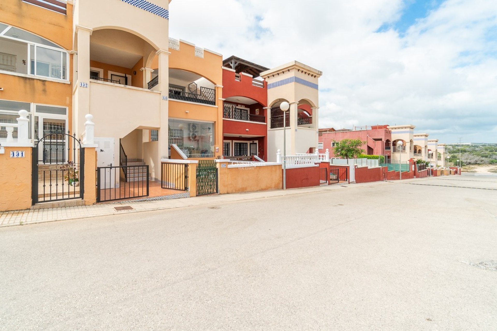 Wederverkoop - APPARTEMENT -
ORIHUELA COSTA - Costa Blanca