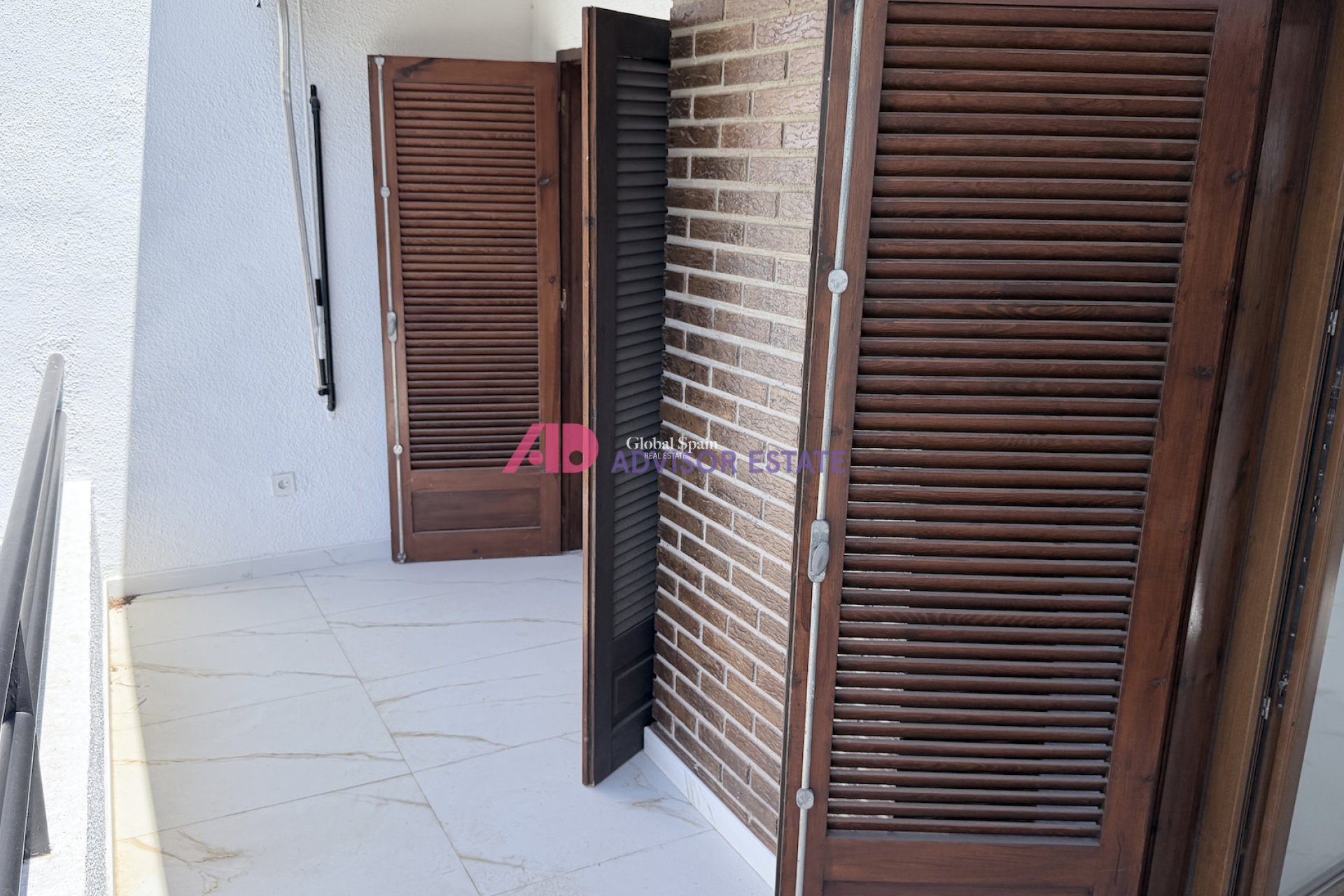 Wederverkoop - APPARTEMENT -
ORIHUELA COSTA - Costa Blanca