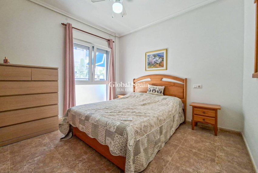 Wederverkoop - APPARTEMENT -
ORIHUELA COSTA - Costa Blanca