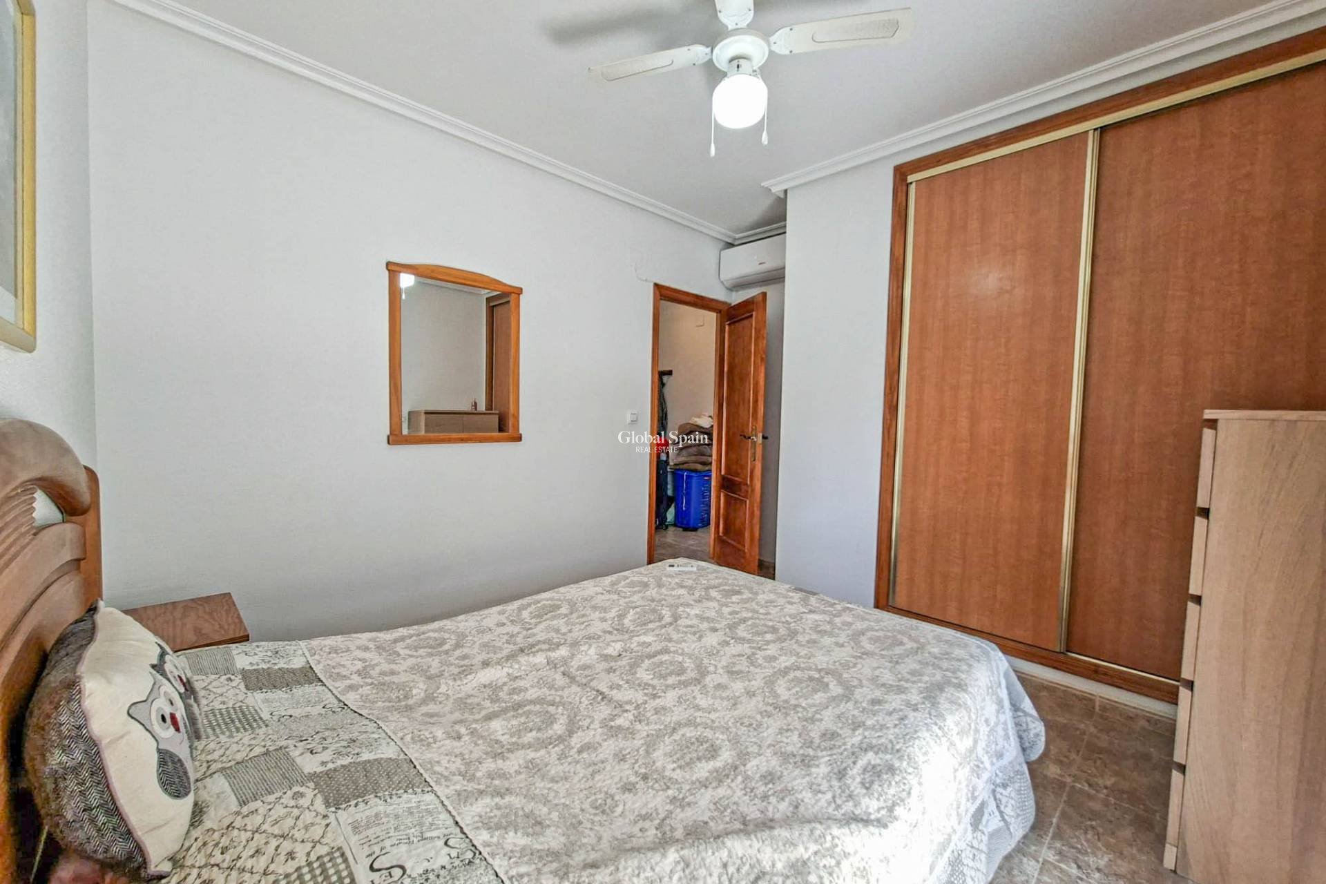 Wederverkoop - APPARTEMENT -
ORIHUELA COSTA - Costa Blanca