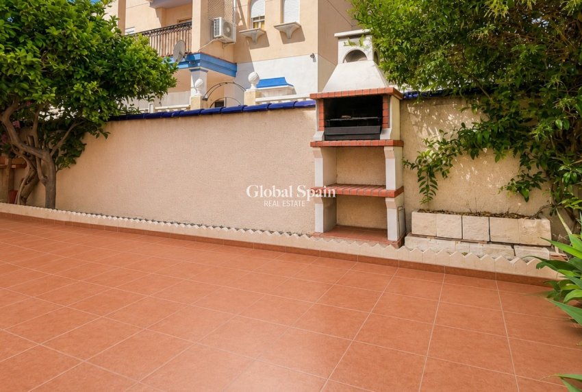 Wederverkoop - APPARTEMENT -
ORIHUELA COSTA - Costa Blanca