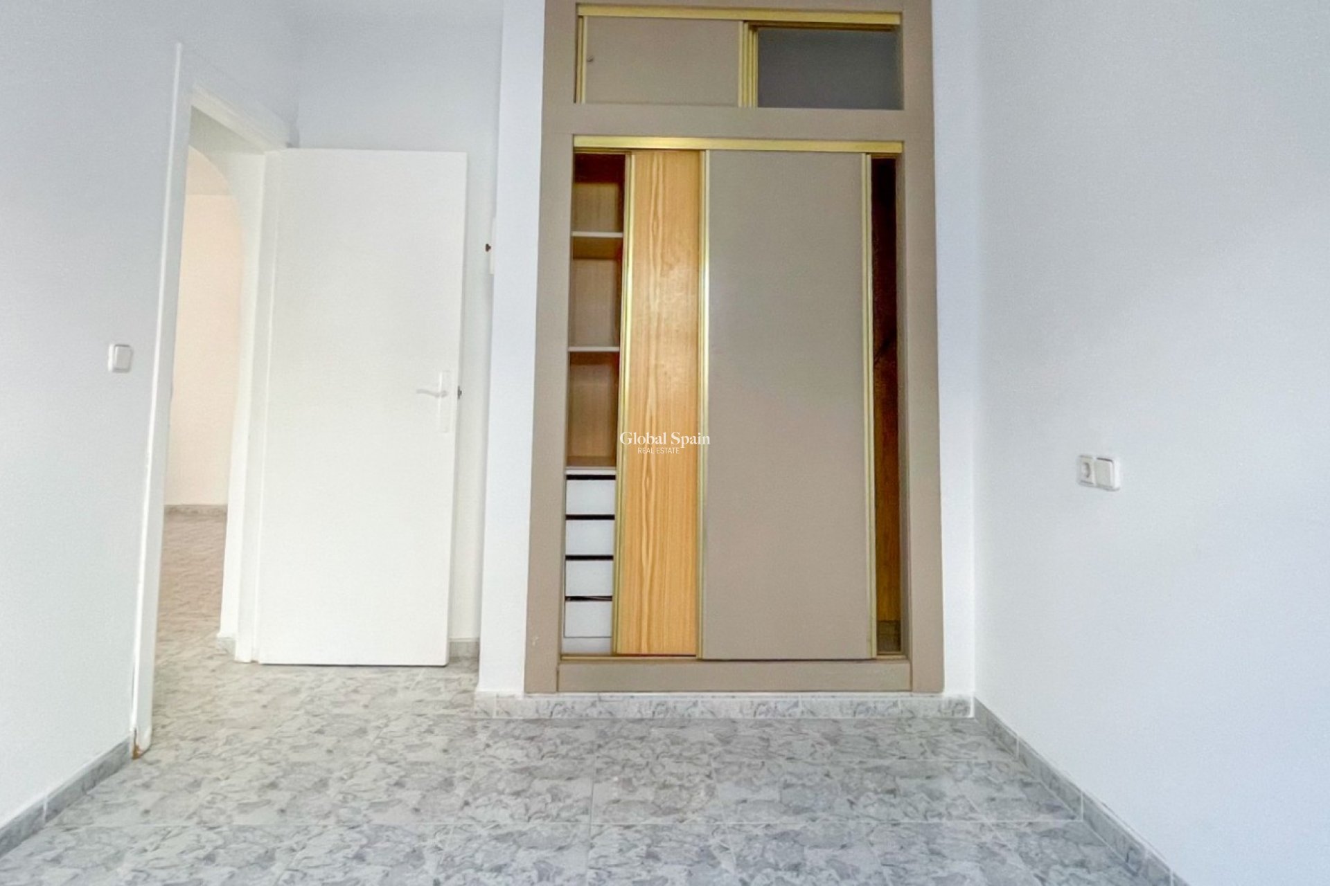 Wederverkoop - APPARTEMENT -
ORIHUELA COSTA - Costa Blanca