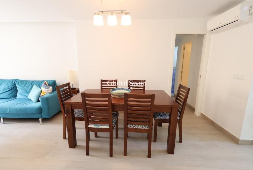 Wederverkoop - APPARTEMENT -
ORIHUELA COSTA - Costa Blanca