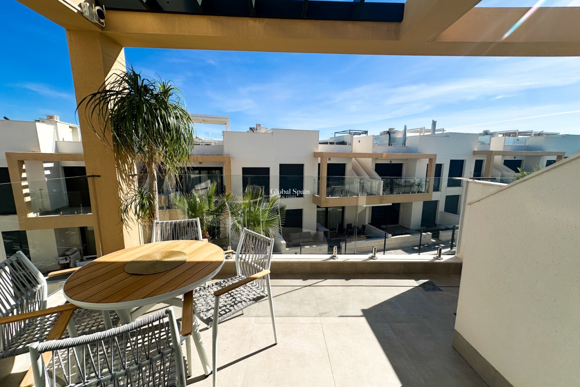 Wederverkoop - APPARTEMENT -
ORIHUELA COSTA - Costa Blanca
