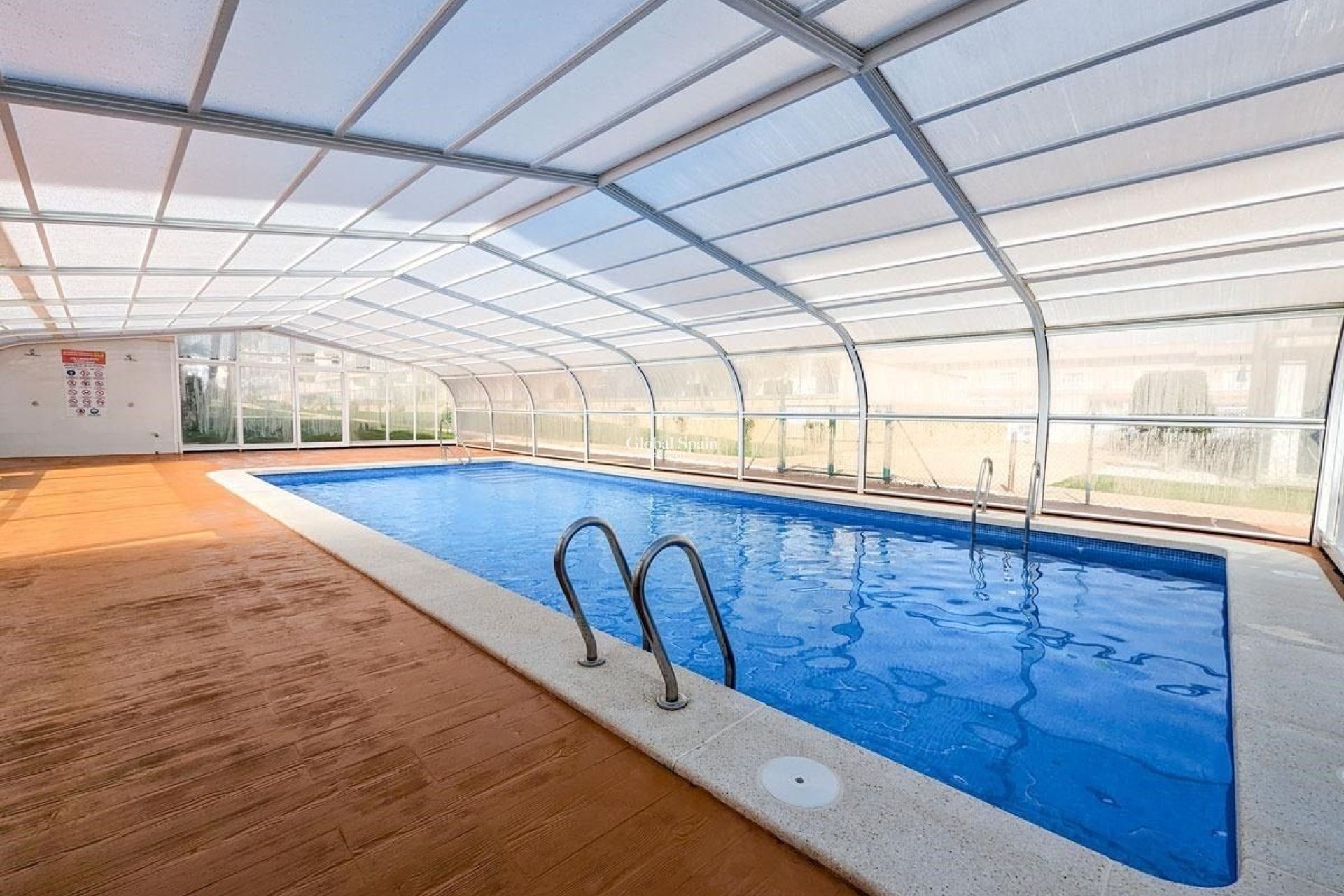 Wederverkoop - APPARTEMENT -
ORIHUELA COSTA - Costa Blanca