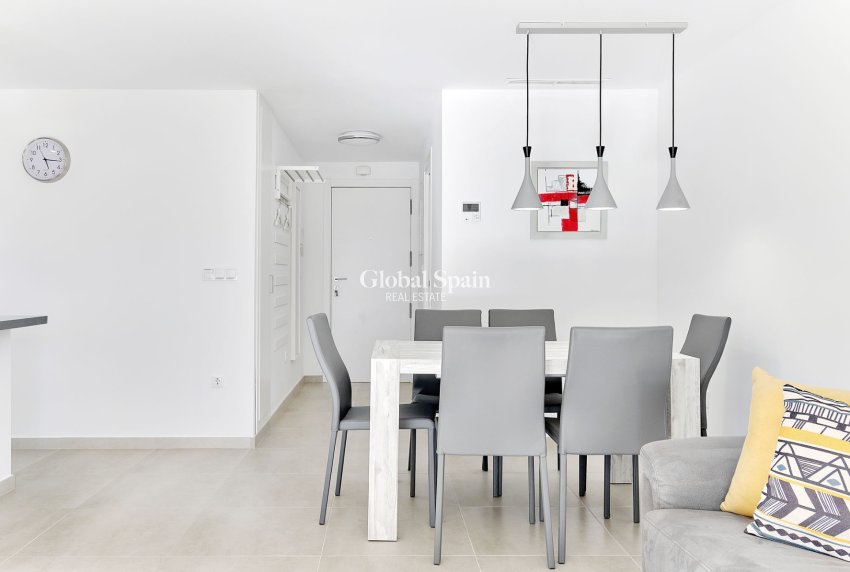 Wederverkoop - APPARTEMENT -
ORIHUELA COSTA - Costa Blanca
