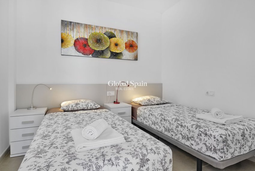 Wederverkoop - APPARTEMENT -
ORIHUELA COSTA - Costa Blanca
