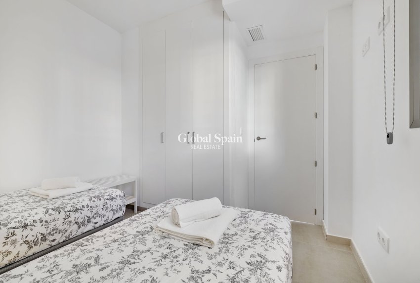 Wederverkoop - APPARTEMENT -
ORIHUELA COSTA - Costa Blanca