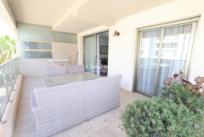 Wederverkoop - APPARTEMENT -
ORIHUELA COSTA - Costa Blanca