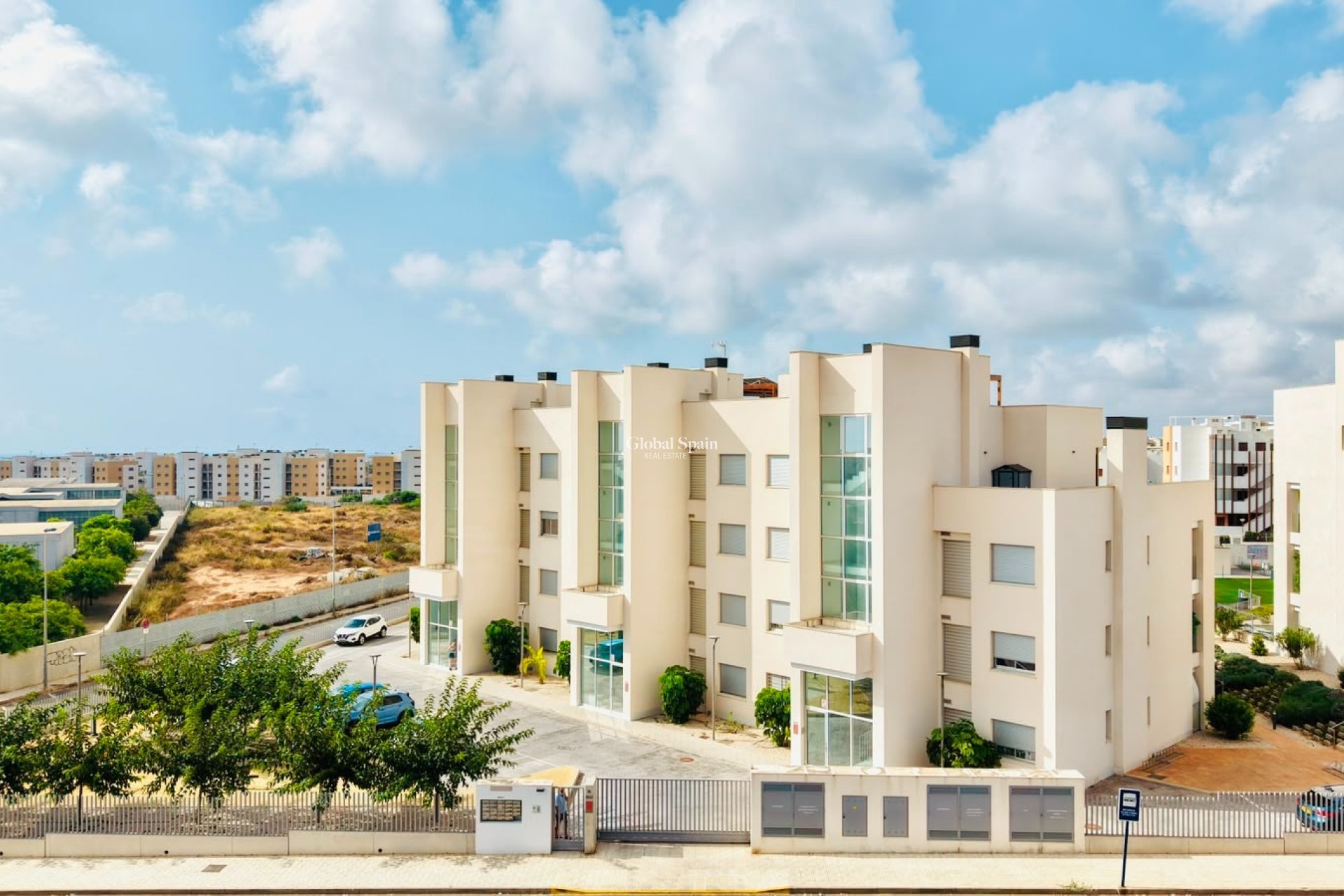 Wederverkoop - APPARTEMENT -
ORIHUELA COSTA - Costa Blanca