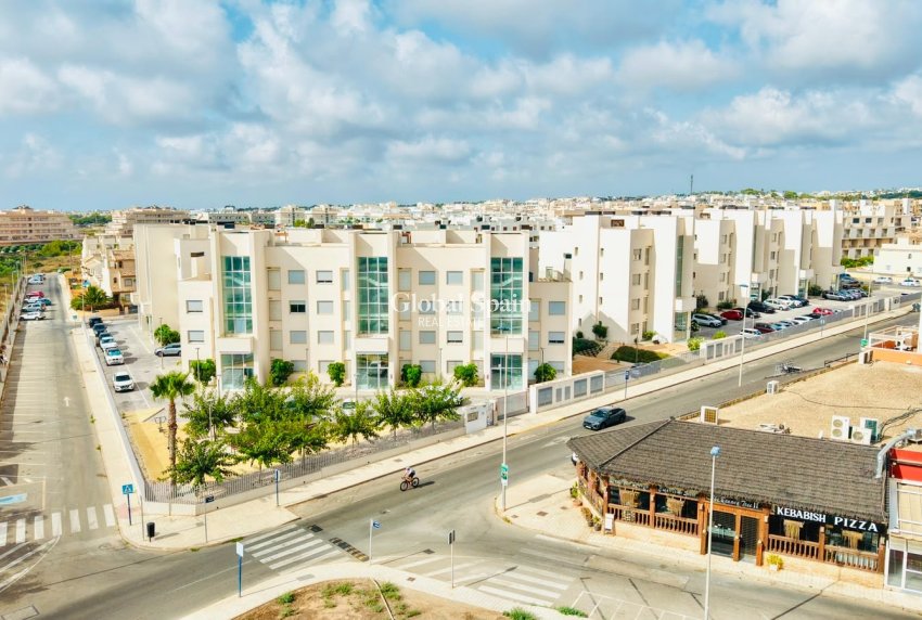 Wederverkoop - APPARTEMENT -
ORIHUELA COSTA - Costa Blanca