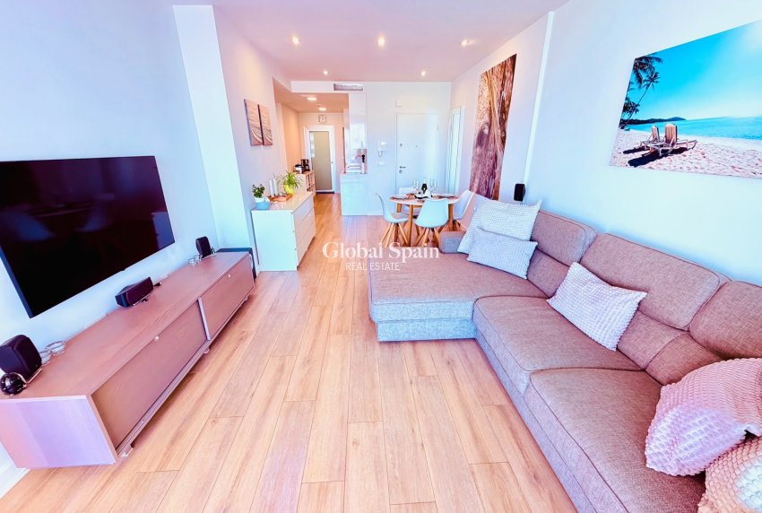 Wederverkoop - APPARTEMENT -
ORIHUELA COSTA - Costa Blanca