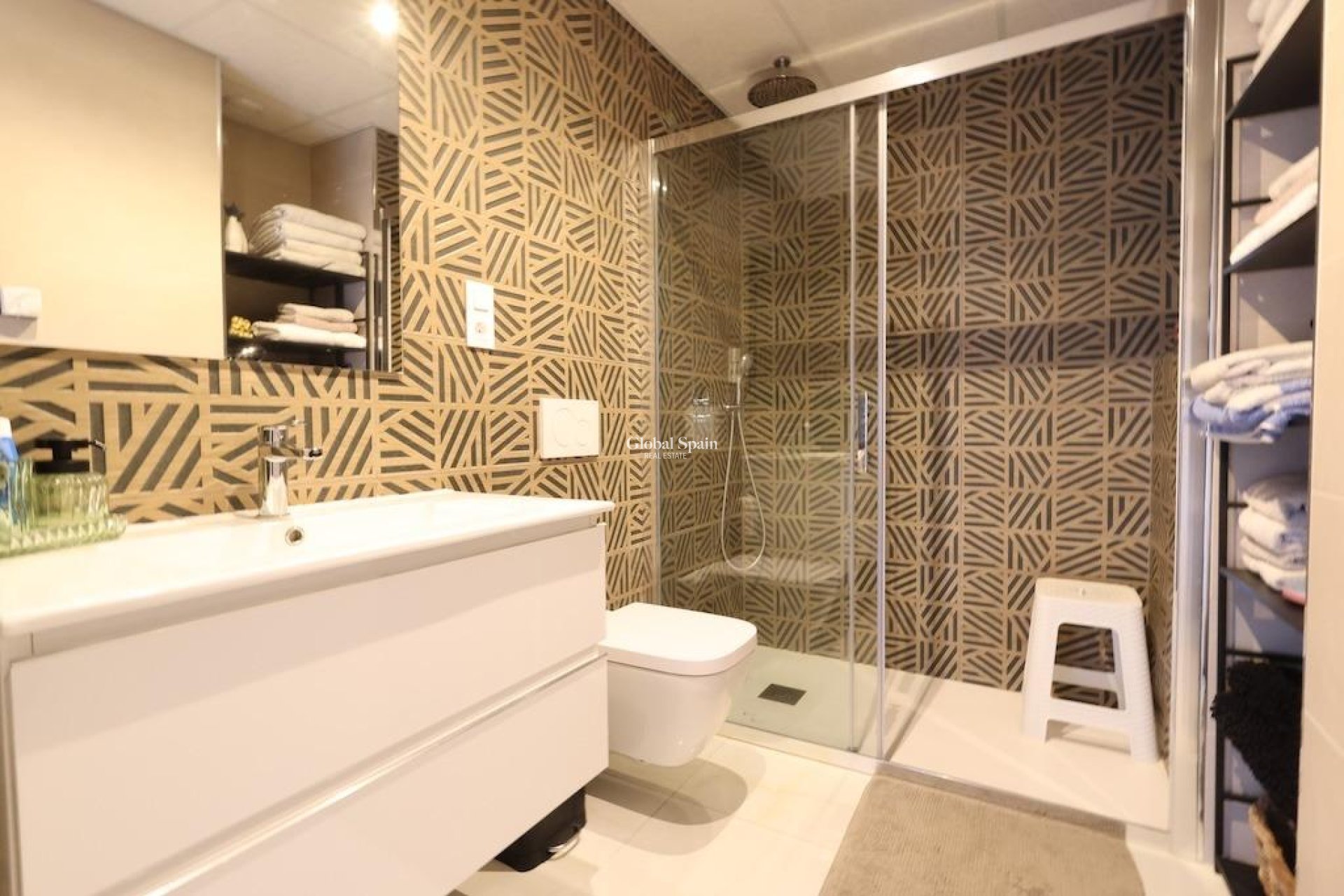 Wederverkoop - APPARTEMENT -
ORIHUELA COSTA - Costa Blanca