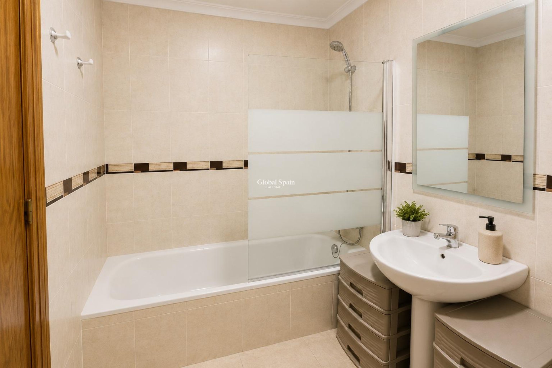 Wederverkoop - APPARTEMENT -
ORIHUELA COSTA - Costa Blanca